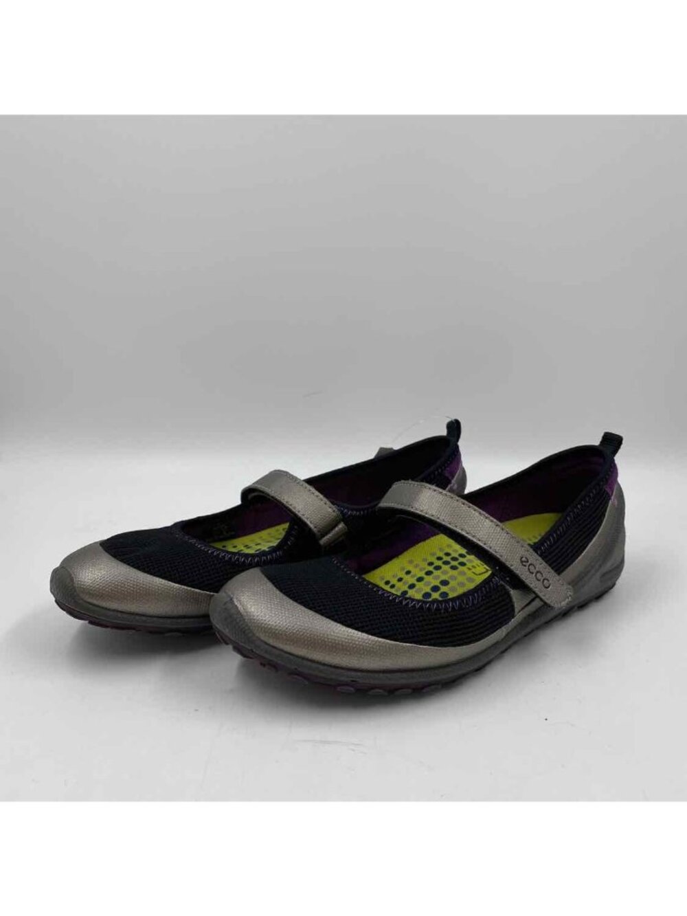Ecco Women's Shoe Size 6 Black Textured Dress Shoes